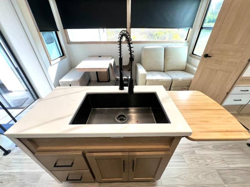 2026 Forest River 2026 Forest River Sierra - thumbnail 15