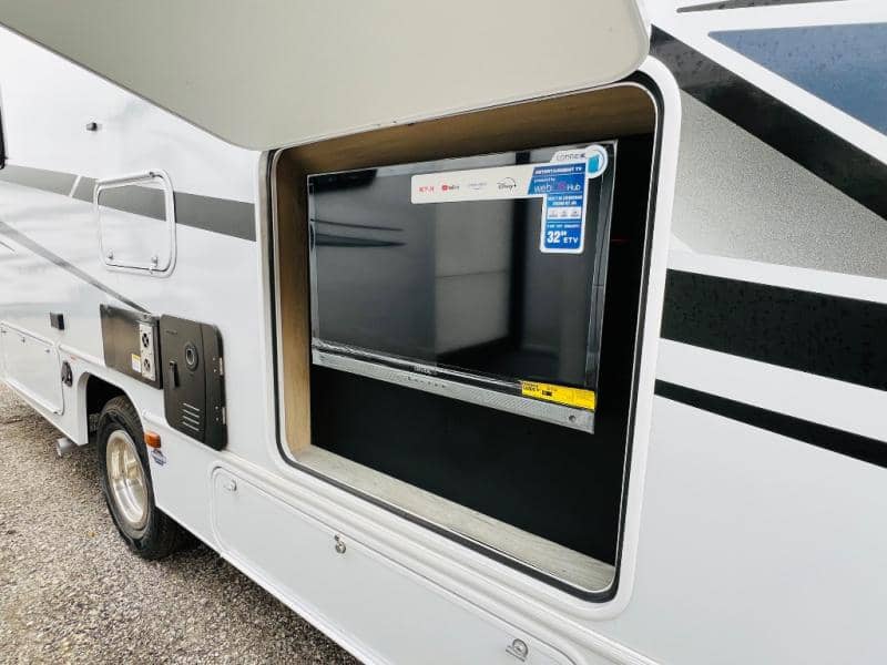 2026 Coachmen 2026 Coachmen Leprechaun - thumbnail 9