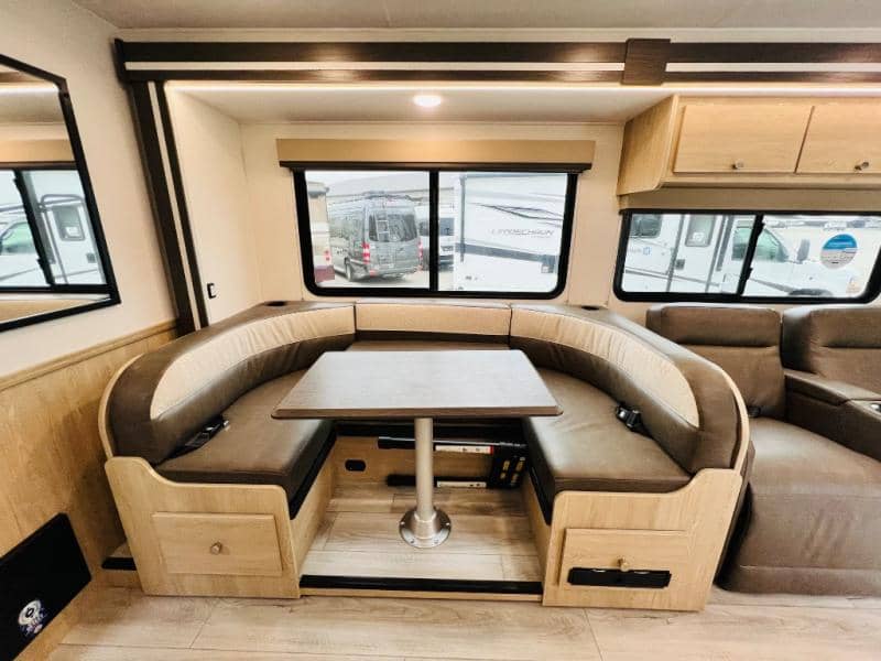 2026 Coachmen 2026 Coachmen Leprechaun - thumbnail 24