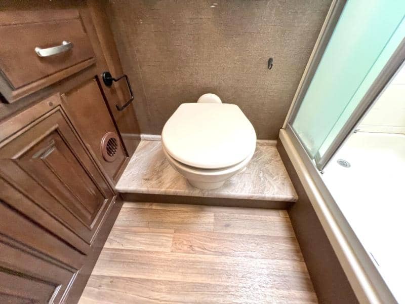 2019 Thor Motor Coach 2019 Thor Motor Coach Palazzo - thumbnail 47