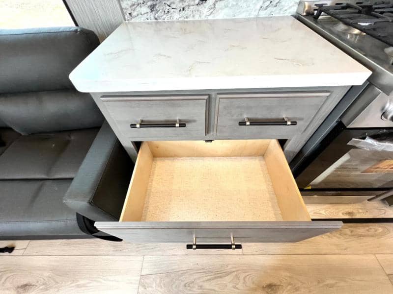 2025 Keystone RV 2025 Keystone RV Retreat - thumbnail 24