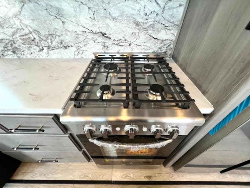 2025 Keystone RV 2025 Keystone RV Retreat - thumbnail 26