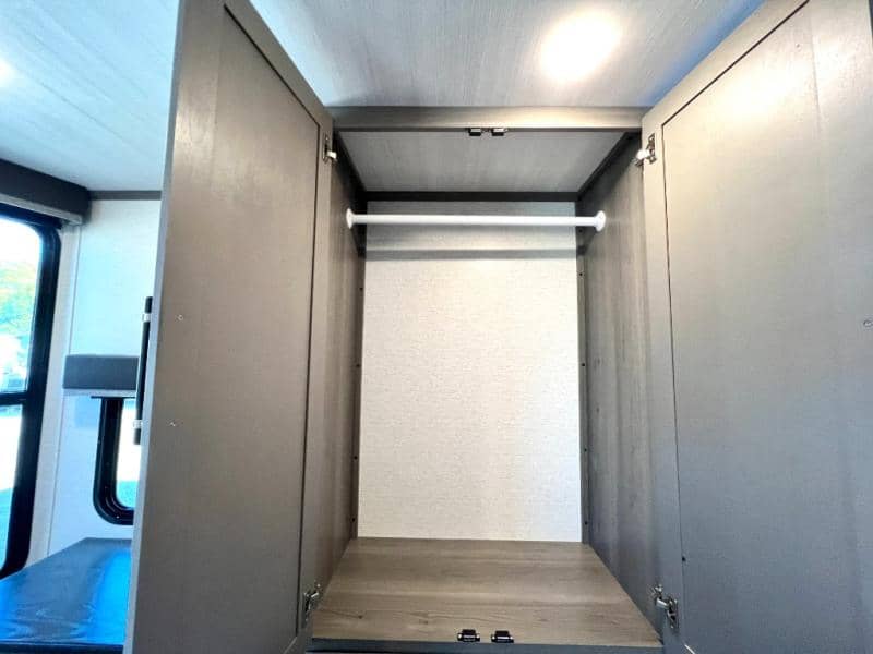 2025 Keystone RV 2025 Keystone RV Retreat - thumbnail 49