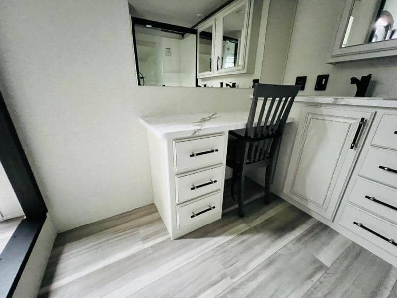 2025 Keystone RV 2025 Keystone RV Residence - thumbnail 28