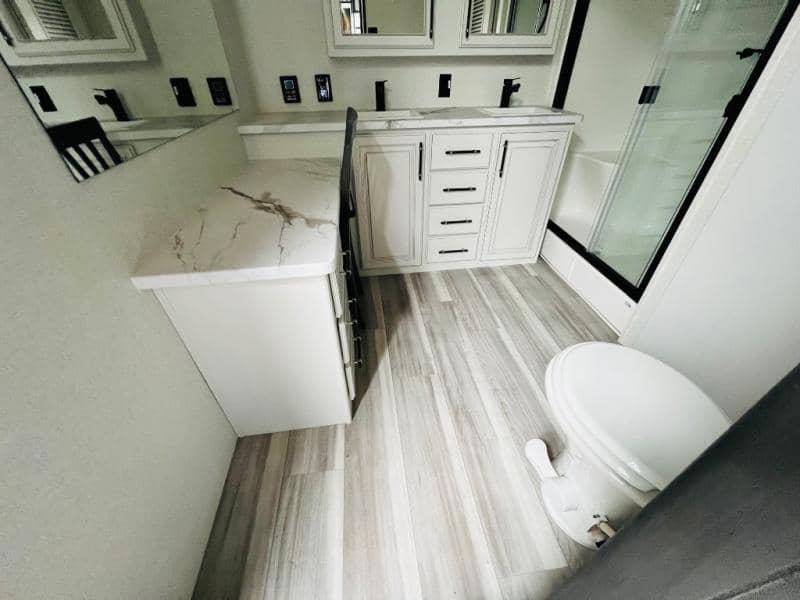 2025 Keystone RV 2025 Keystone RV Residence - thumbnail 17