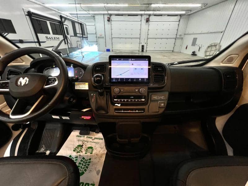 2023 Winnebago 2023 Winnebago Roamer - thumbnail 18