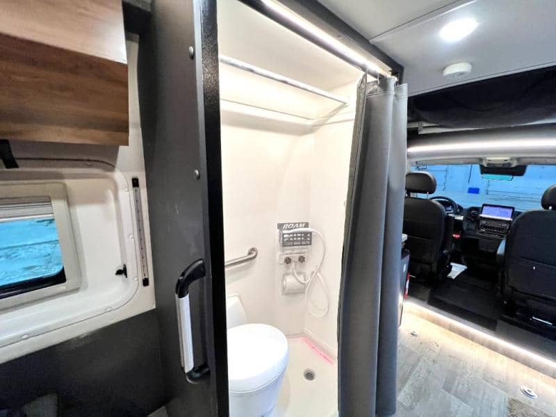 2023 Winnebago 2023 Winnebago Roamer - thumbnail 28