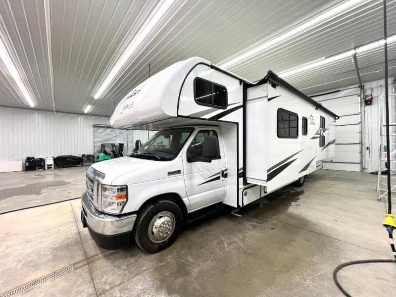 2024 East to West 2024 East to West Entrada - thumbnail 4