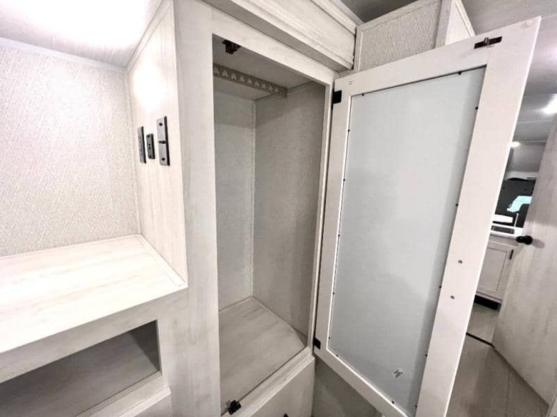 2024 East to West 2024 East to West Entrada - thumbnail 44