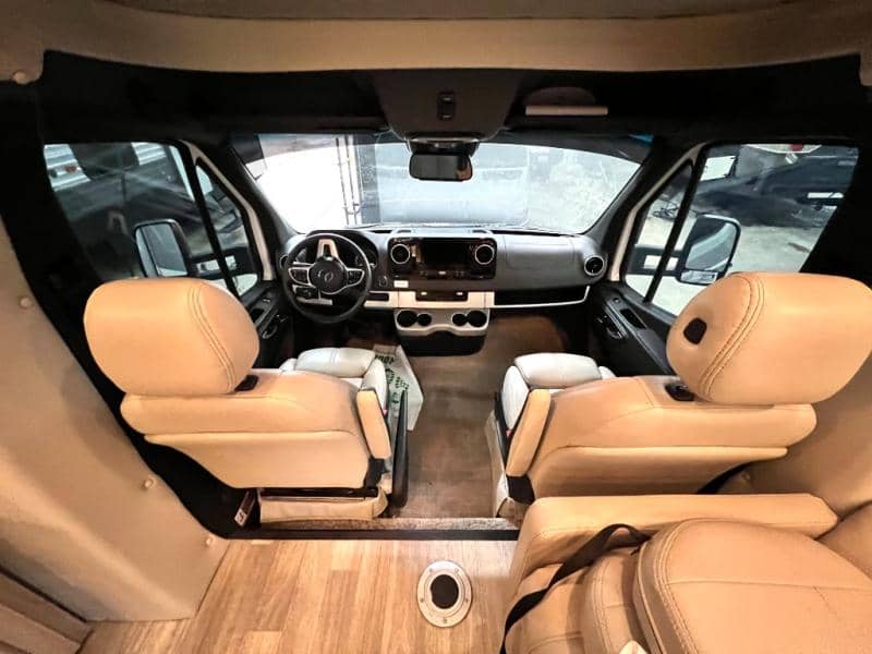 2024 Thor Motor Coach 2024 Thor Motor Coach Tiburon - thumbnail 19