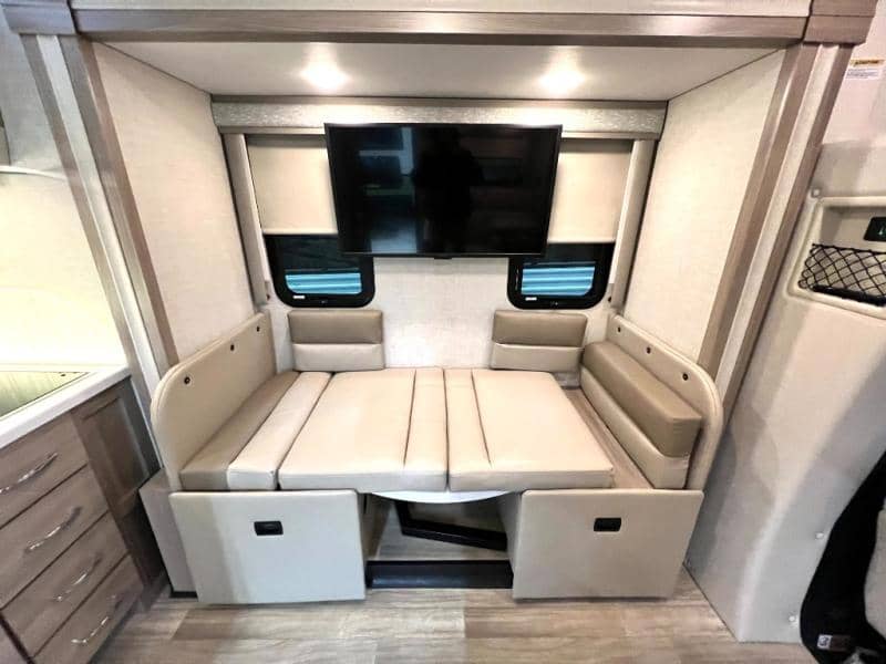 2024 Thor Motor Coach 2024 Thor Motor Coach Tiburon - thumbnail 28