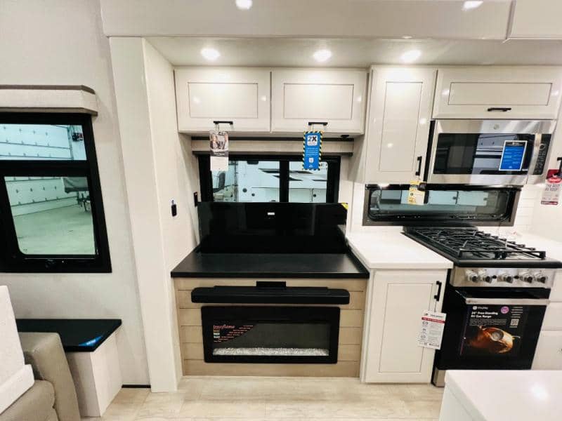 2026 Jayco 2026 Jayco Pinnacle - thumbnail 25