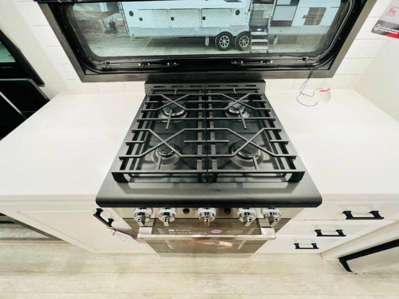 2026 Jayco 2026 Jayco Pinnacle - thumbnail 30