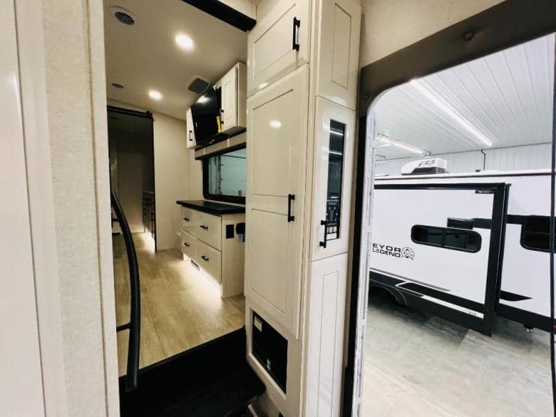 2026 Jayco 2026 Jayco Pinnacle - thumbnail 44