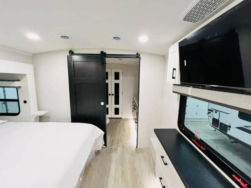 2026 Jayco 2026 Jayco Pinnacle - thumbnail 47