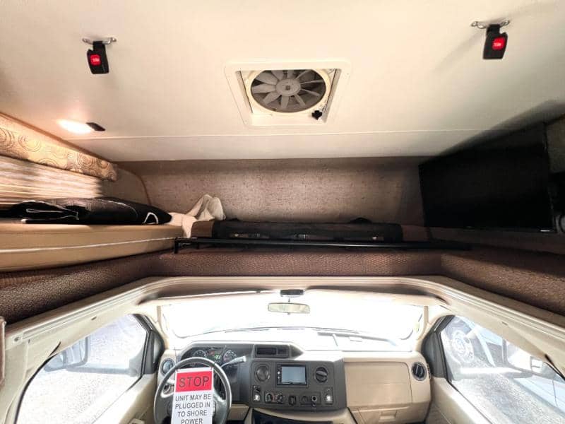 2017 Coachmen 2017 Coachmen Freelander - thumbnail 6