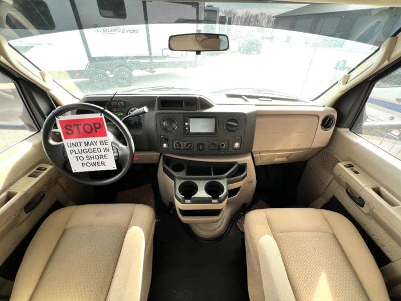 2017 Coachmen 2017 Coachmen Freelander - thumbnail 8