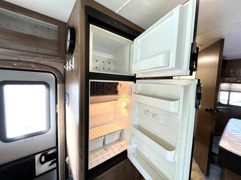 2017 Coachmen 2017 Coachmen Freelander - thumbnail 29