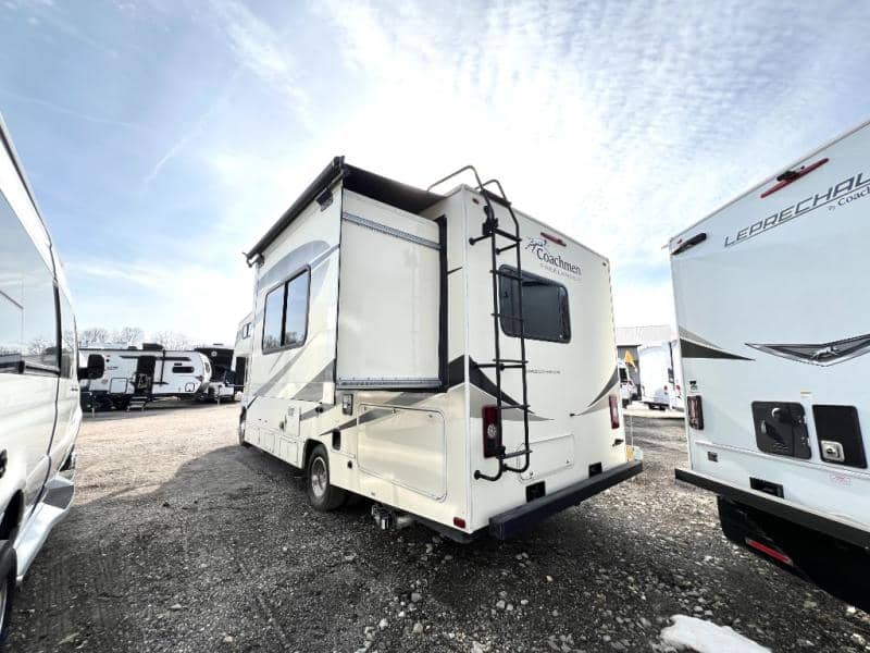 2017 Coachmen 2017 Coachmen Freelander - thumbnail 43