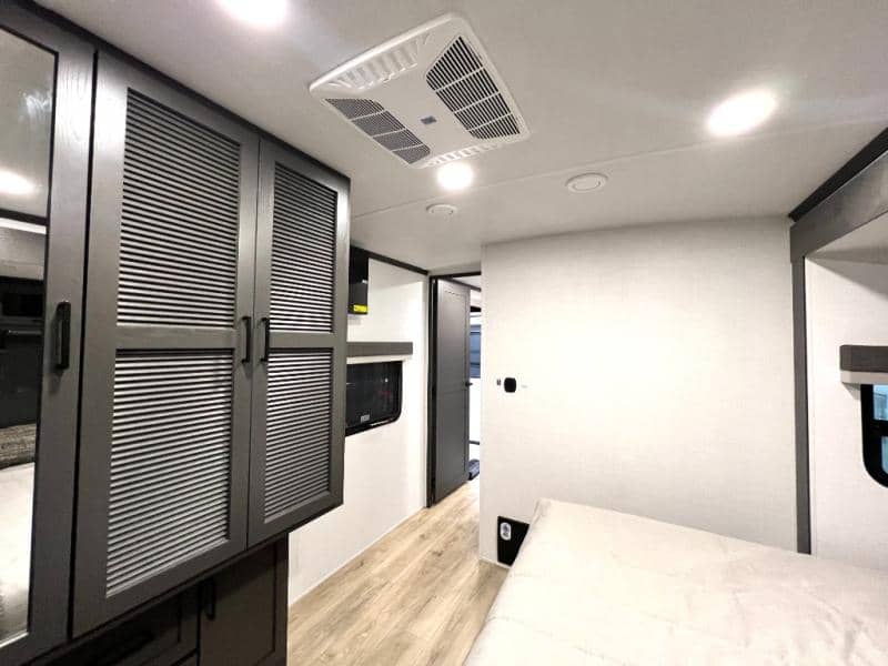 2026 Forest River 2026 Forest River Rockwood Signature - thumbnail 4