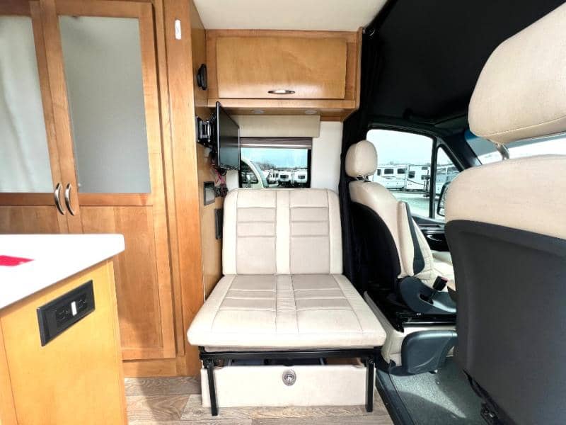 2021 Coachmen 2021 Coachmen Galleria - thumbnail 10