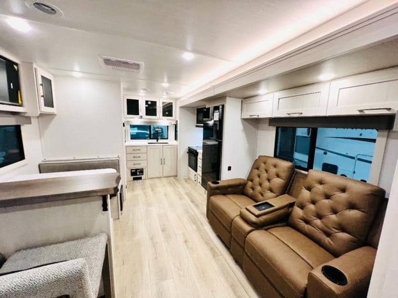 2026 Forest River 2026 Forest River Surveyor Legend - thumbnail 7