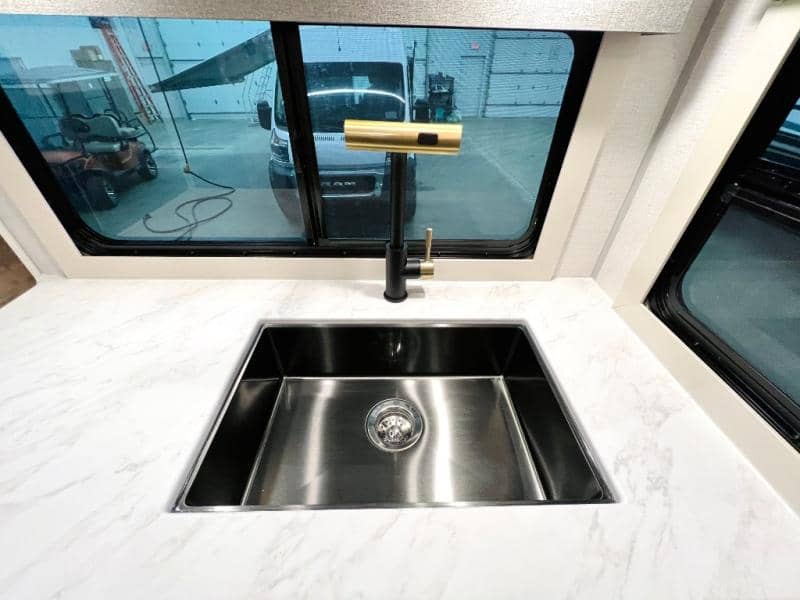 2026 Forest River 2026 Forest River Surveyor Legend - thumbnail 16