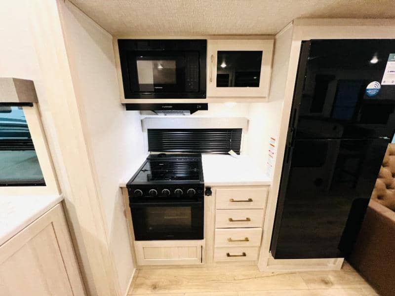 2026 Forest River 2026 Forest River Surveyor Legend - thumbnail 18