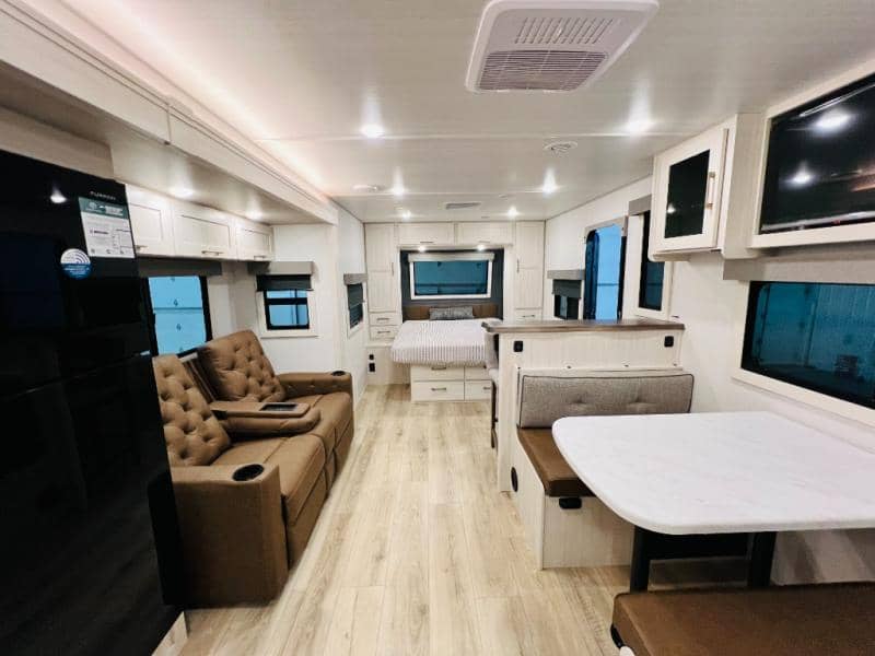 2026 Forest River 2026 Forest River Surveyor Legend - thumbnail 25