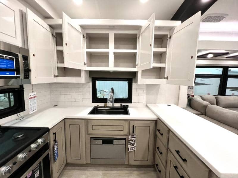 2026 Jayco 2026 Jayco Pinnacle - thumbnail 11