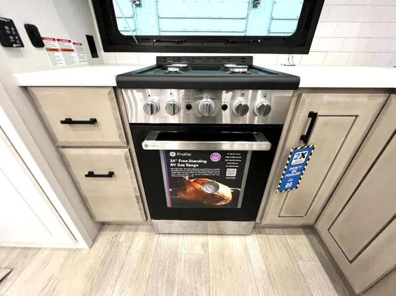 2026 Jayco 2026 Jayco Pinnacle - thumbnail 20