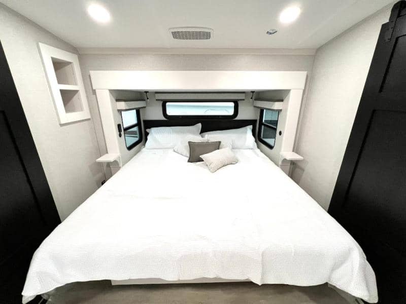 2026 Jayco 2026 Jayco Pinnacle - thumbnail 36