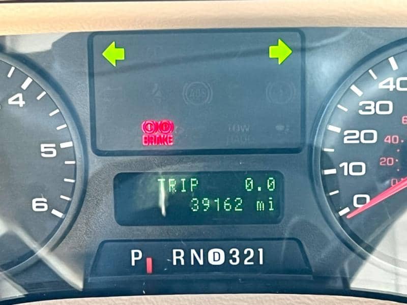 2012 Winnebago 2012 Winnebago Adventurer - thumbnail 12