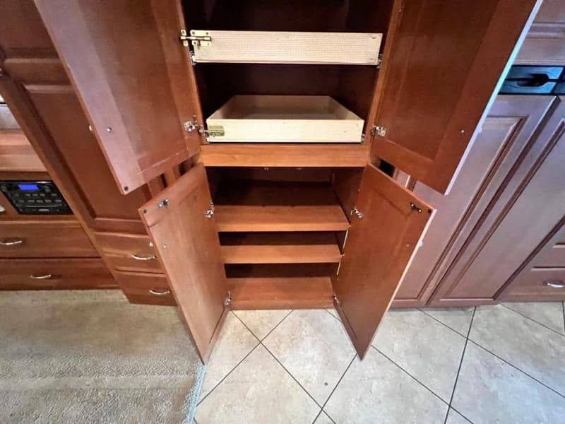 2012 Winnebago 2012 Winnebago Adventurer - thumbnail 34