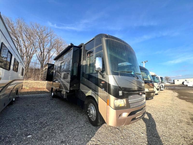 2012 Winnebago 2012 Winnebago Adventurer - thumbnail 50