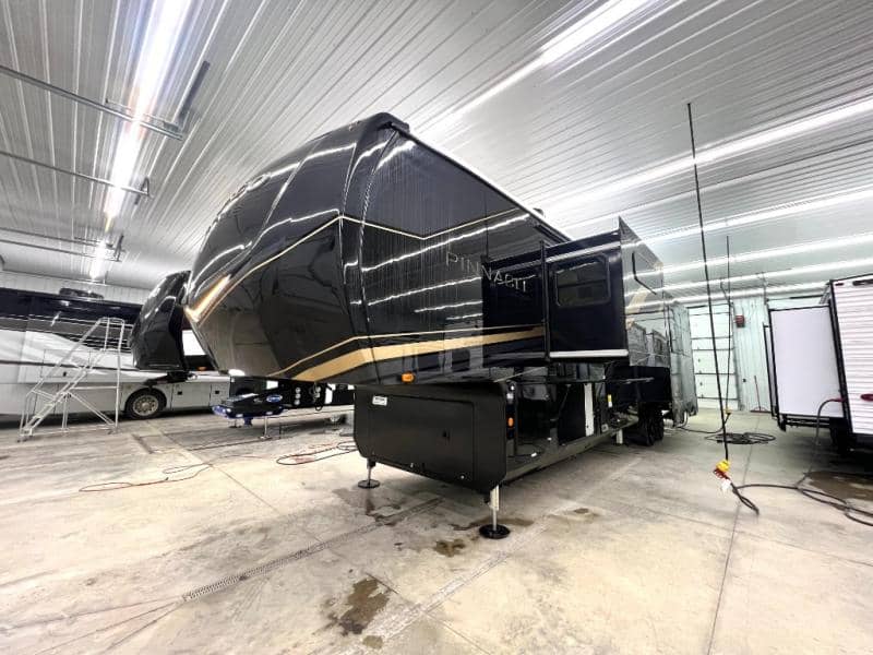 2026 Jayco 2026 Jayco Pinnacle - thumbnail 5