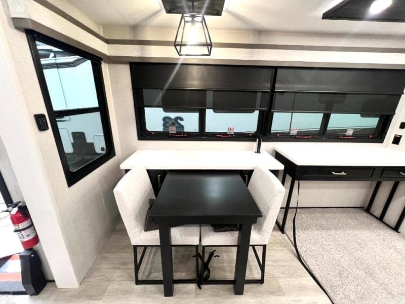 2026 Jayco 2026 Jayco Pinnacle - thumbnail 21