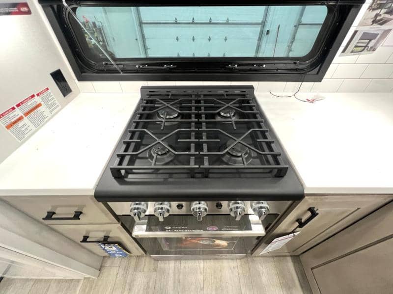 2026 Jayco 2026 Jayco Pinnacle - thumbnail 34