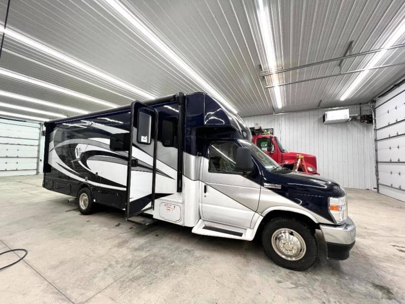 2022 NeXus RV 2022 NeXus RV Viper - thumbnail 2