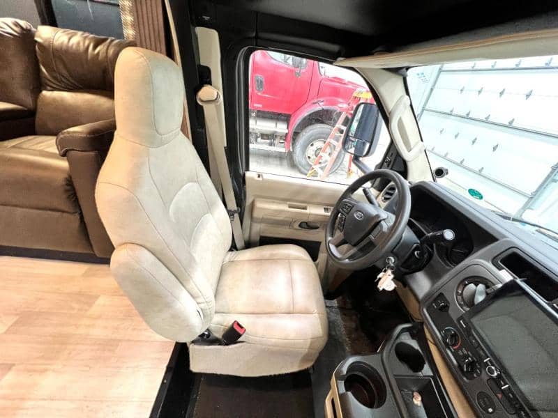 2022 NeXus RV 2022 NeXus RV Viper - thumbnail 14