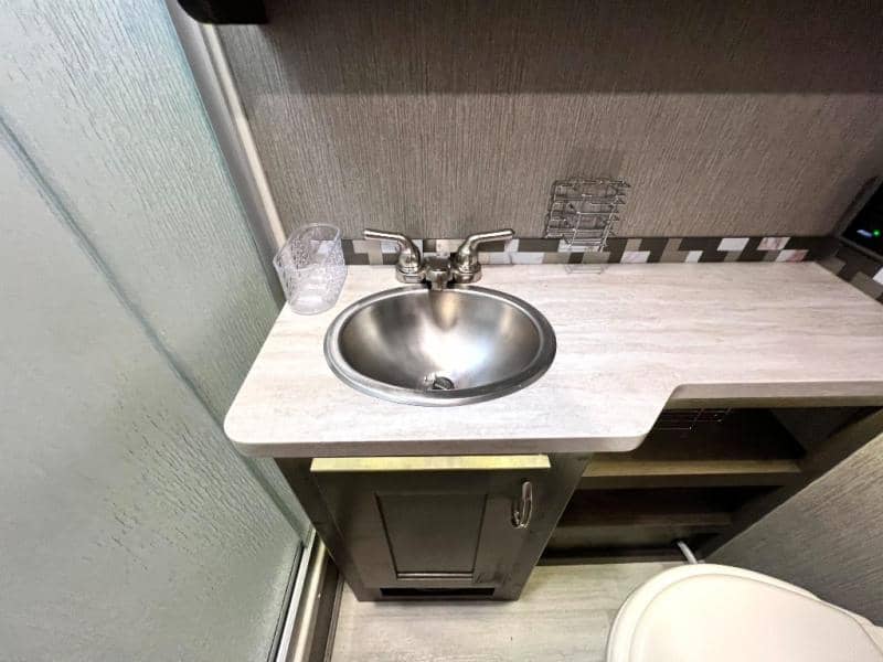 2022 NeXus RV 2022 NeXus RV Viper - thumbnail 27