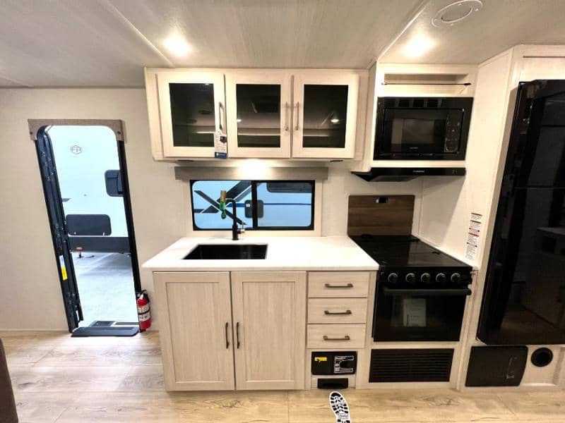 2026 Forest River 2026 Forest River Surveyor Legend - thumbnail 16