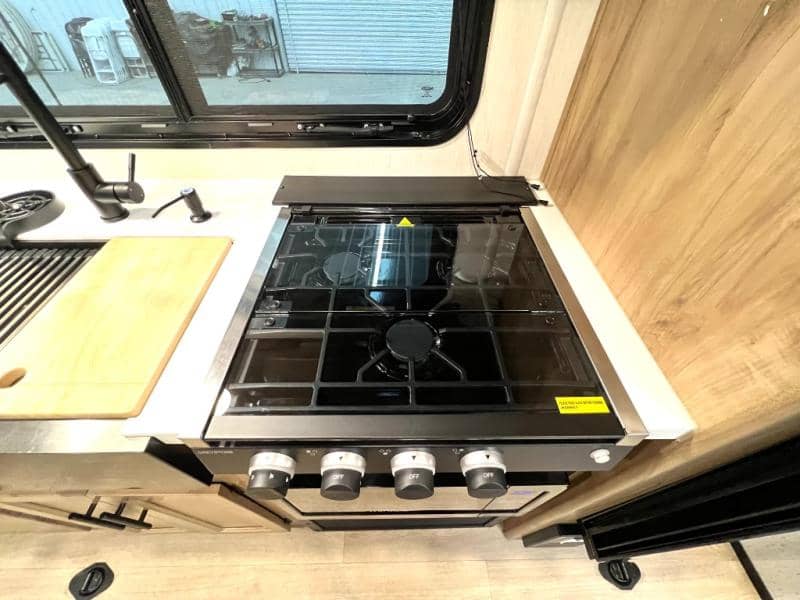 2025 Forest River 2025 Forest River Cherokee Grey Wolf Black Label - thumbnail 12