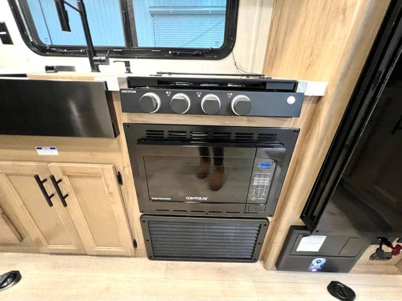 2025 Forest River 2025 Forest River Cherokee Grey Wolf Black Label - thumbnail 13