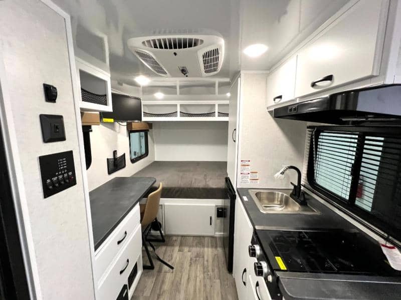 2026 Modern Buggy RV 2026 Modern Buggy RV Country Born Teardrop Trailer - thumbnail 3