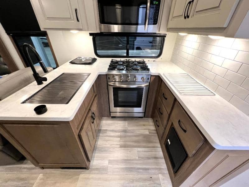 2023 Alliance RV 2023 Alliance RV Paradigm - thumbnail 8