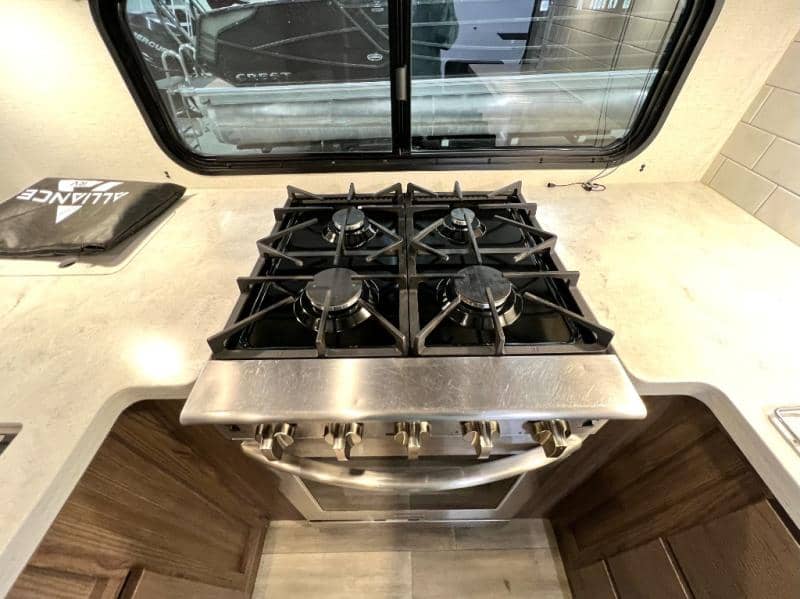 2023 Alliance RV 2023 Alliance RV Paradigm - thumbnail 10