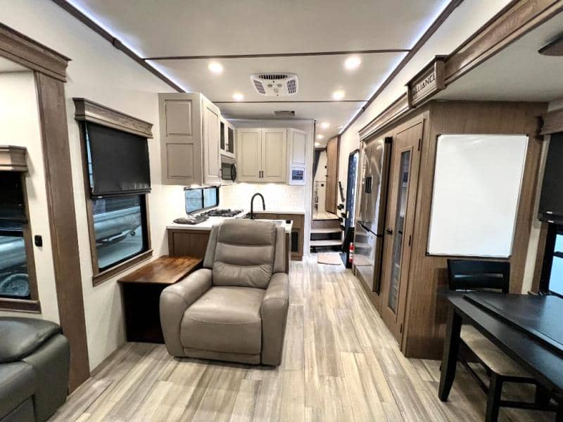 2023 Alliance RV 2023 Alliance RV Paradigm - thumbnail 25