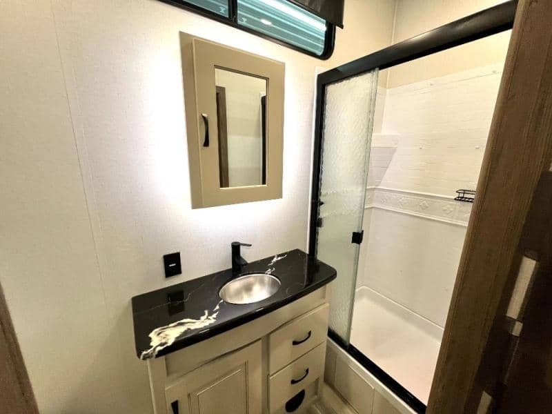 2023 Alliance RV 2023 Alliance RV Paradigm - thumbnail 33