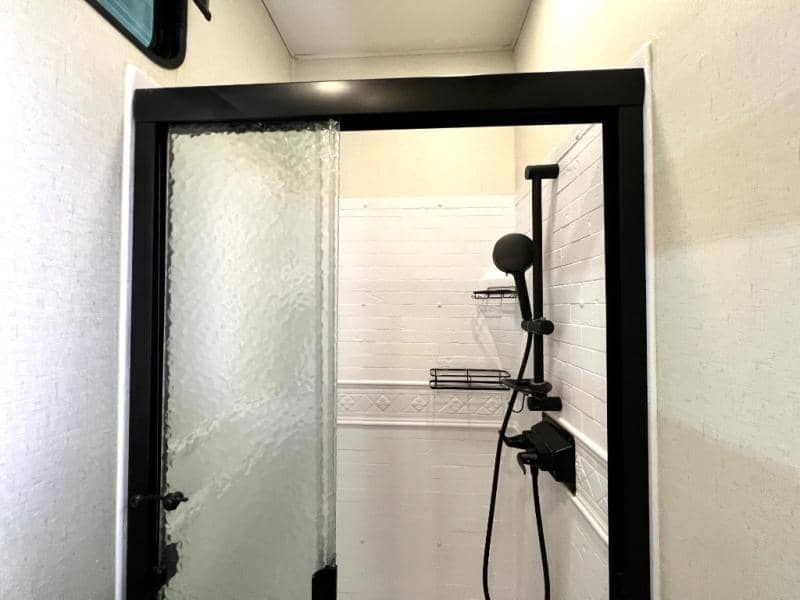 2023 Alliance RV 2023 Alliance RV Paradigm - thumbnail 37